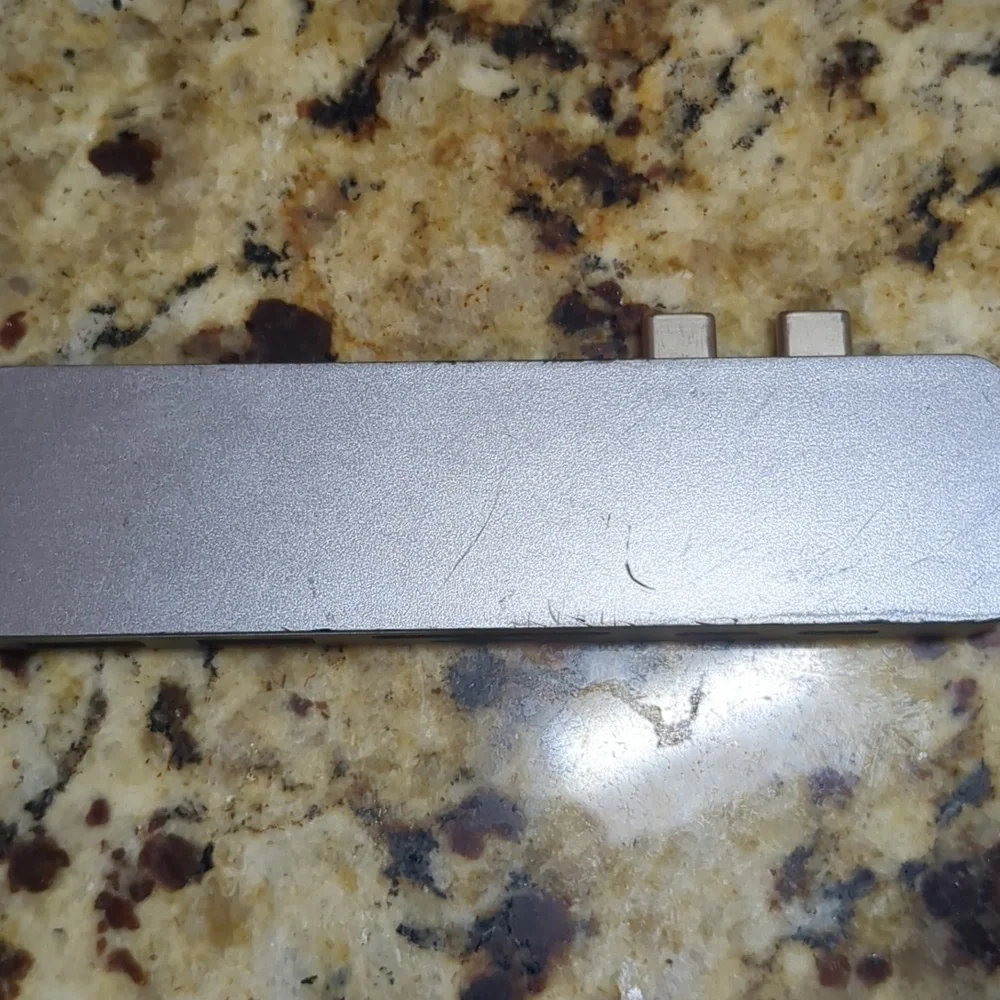 HyperDrive DUO 7in2 USBC-2 hub MacBook/pro